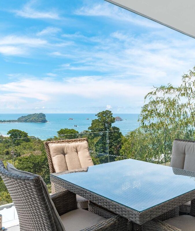 Villa Costa Vida Tower Suites