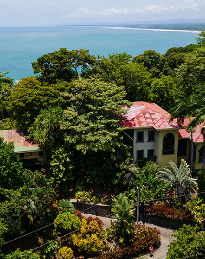 Rejuvenating Classic Villa with Private Pool and Captivating Ocean Views from VILLAWAY®