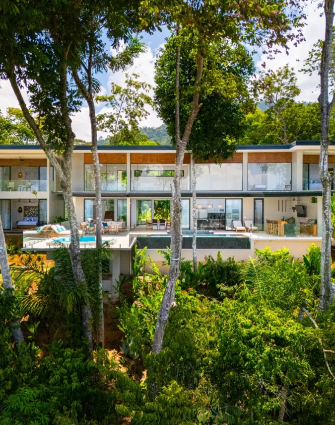 Top-Notch Villa with Infinity Pool, Jacuzzi, and Stunning Ocean Views from VILLAWAY®