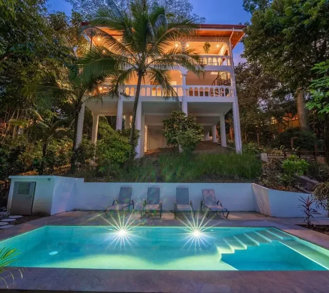 Casa Corriente Jungle & Ocean View in Pelada Beach