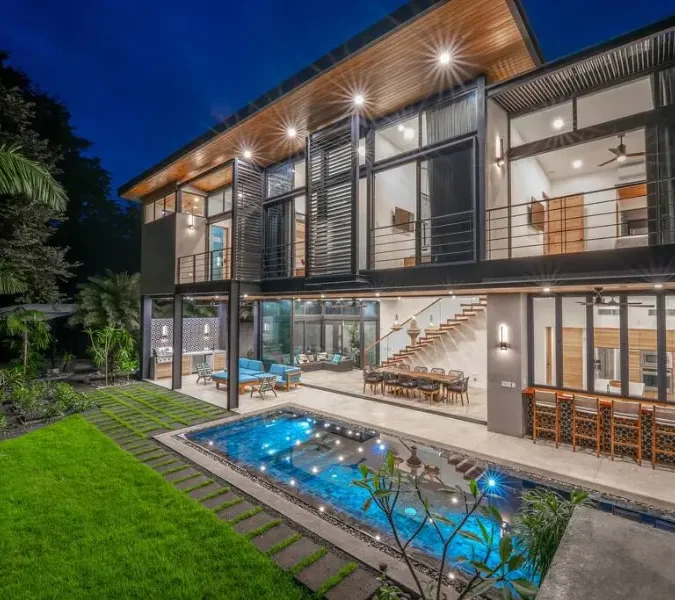 Stunning Modern Villa with Walks to Beach from VILLAWAY®