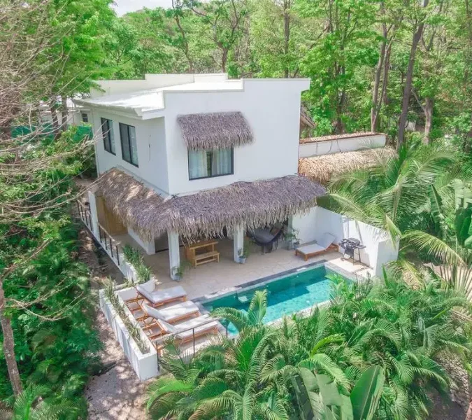 Exquisite Pelada Villa with Amazing Views from VILLAWAY®