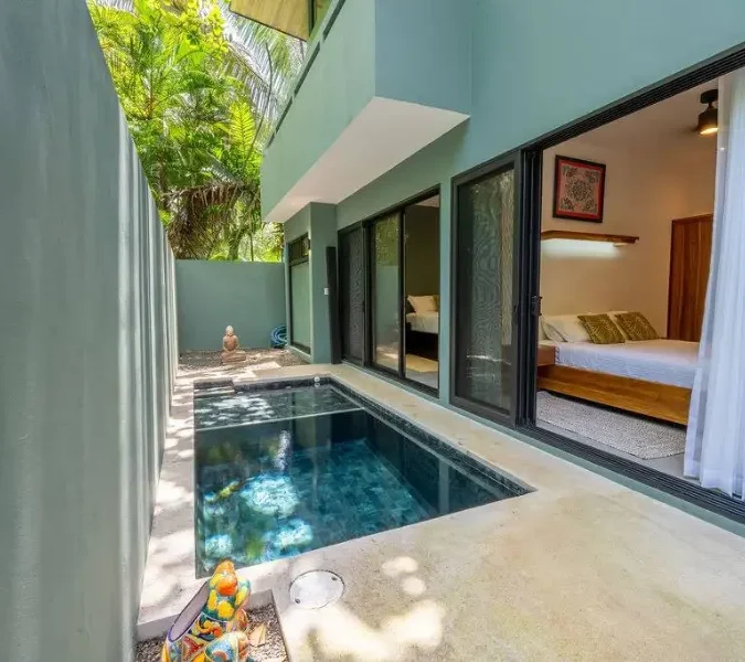 PRIME location Casa Patitos in Guiones town