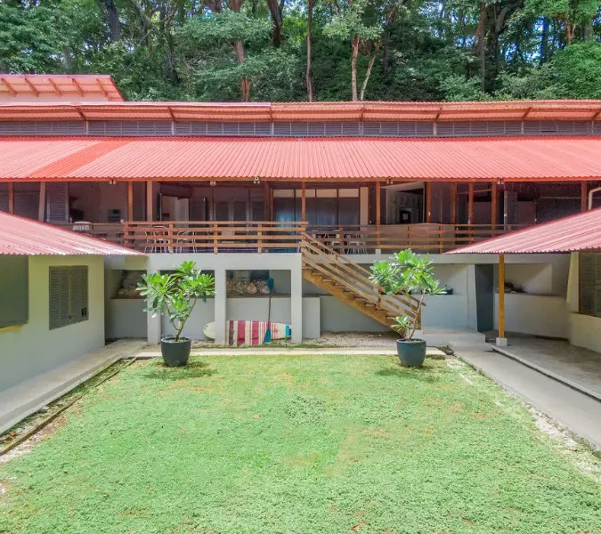 Beachside Costa Rica Estate with Garden Grounds from VILLAWAY®