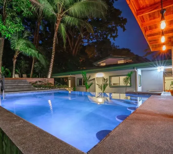 Stunning Tropical Estate with Invigorating Pool from VILLAWAY®