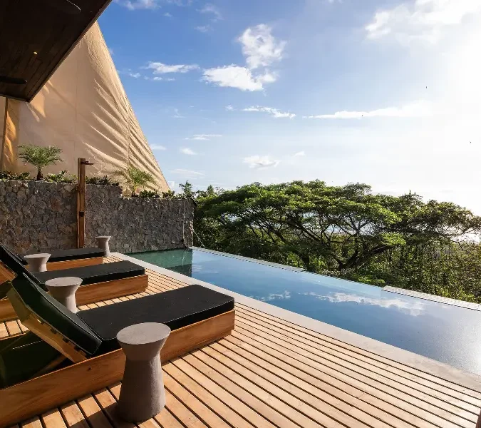 Elevated – Open-Air Luxury Villa Overlooking the Costa Rican Jungle & Sea from VILLAWAY®